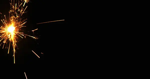 Fiesta Cumpleaños Pastel Chispa Fuego Fuegos Artificiales Para Sus Diferentes —  Fotos de Stock