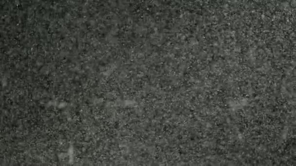 Tournage macro de bulles sous-marines séquences bokeh. Fond de surface d'eau. Des images sous-marines pour toile de fond. Élégante et détaillée poussière flottant. Bulles d'eau. Tourné sur caméra rouge au ralenti .