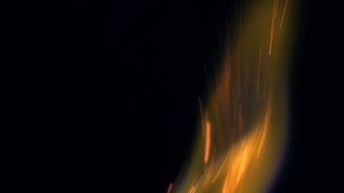 Şenlik ateşi kıvılcımlarının Macro fotoğrafı. Alevler patlar, patlamalar. Patlama mikro parlaklığı. Mini Havai fişekler. Kırmızı kamerada çekim hala siyah arkaplanda. Güzel sızıntılar kıvılcım posteri, afiş, duvar kağıdı, arkaplan, doku.