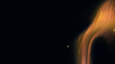 Şenlik ateşi kıvılcımlarının Macro fotoğrafı. Alevler patlar, patlamalar. Patlama mikro parlaklığı. Mini Havai fişekler. Kırmızı kamerada çekim hala siyah arkaplanda. Güzel sızıntılar kıvılcım saçar.