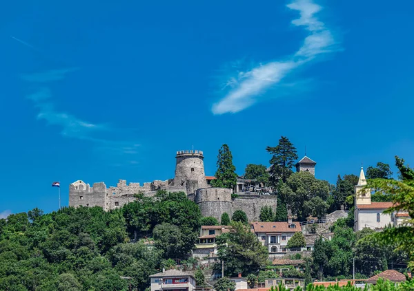 Trsat Şatosu Trsat Kilisesi Hırvatistan Rijeka Kentindeki Aziz George Kilisesi — Stok fotoğraf