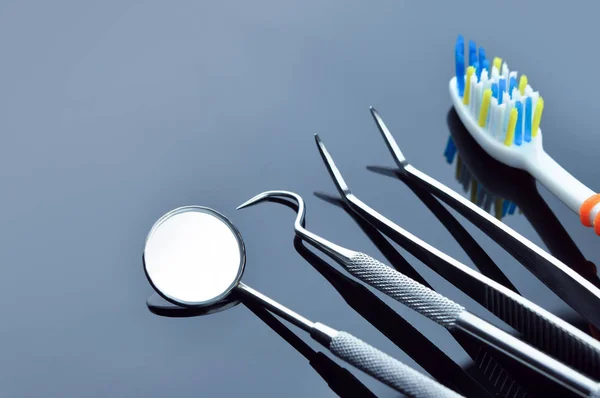 Dental care and tools — Stock Photo, Image