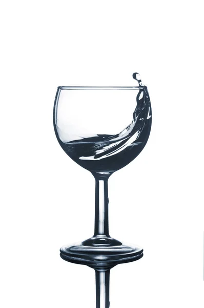 Wasser mit Spritzwasser. — Stockfoto