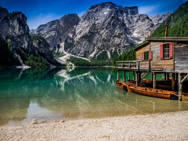Sjön av braies — Stockfoto