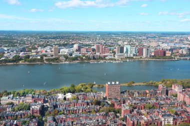 Boston manzarası ve Cambridge ayrılmış bölge b havadan görünümü
