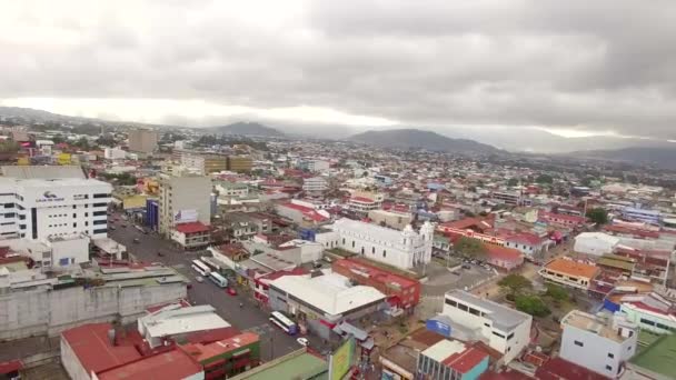 SAN JOSE, COSTA RICA - FEB 18: Stunning view of San Jose in the daytime in Costa Rica on Feb 18, 2016. Is main commercial area in all the country where are the main banks and government offices. — Stock Video