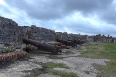 San Jeronimo Fort 1596 ve İspanya Portobelo, Panama Güney Amerika'dan malların taşınması korumak için 1779 arasında birkaç aşamada inşa edildi.