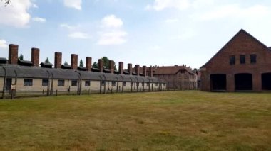 Oswiecim, Polonya, Temmuz 6: Konsantrasyon kampı Auschwitz Oswiecim, Polonya Temmuz, 2017 yılında. Yaklaşık 1.3 milyon kişi kime en az 1.1 milyon öldü kampına gönderildi. % 90'ı öldüren Yahudi olduğunu 