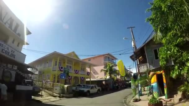 Bocas Del Toro Panama Nov Drivrutiner Pov Fordon Kör Längs — Stockvideo
