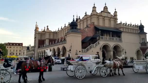 Krakow Polonia Jul Vista Plaza Del Mercado Principal Sukiennice Kosciol — Vídeos de Stock