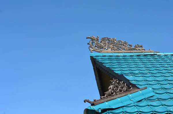 Dayak Ornaments Traditional Tribal Carvings Roof Top Buildings — Stock Photo, Image