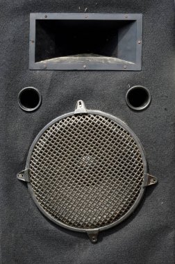 siyah metal ses kapak ayrıntılı