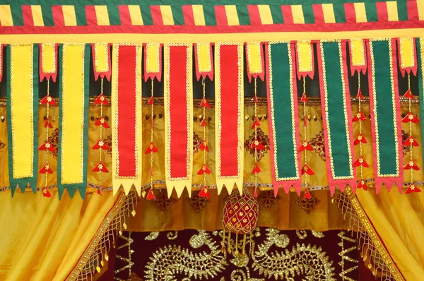 婆罗洲Tidung土著部落的传统婚礼装饰品 — 图库照片