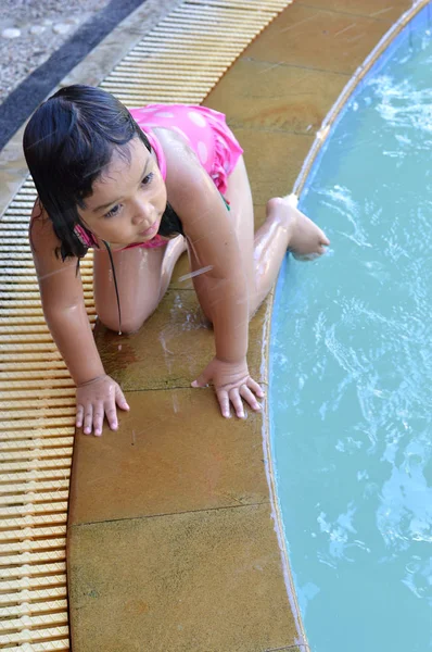 Asian Little Girl Pool — Stock Photo, Image