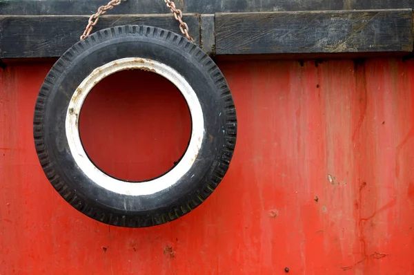 Tires Iron Ship — Stock Photo, Image