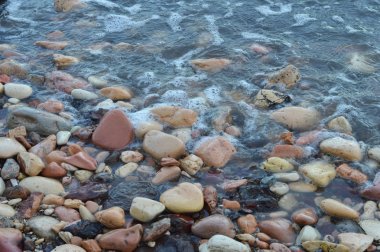 Tarakan Endonezya Tanjung Batu Plajı'nda Doğal kaya
