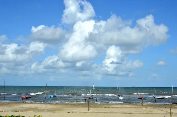 Rybackie Drewniane Łodzie Amal Beach Tarakan Indonesia — Zdjęcie stockowe