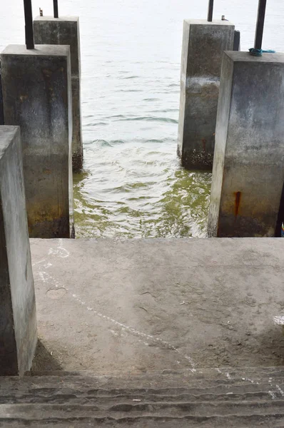 Muelle Hormigón Puerto Tengkayu Tarakan Indonesia —  Fotos de Stock