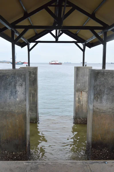 Muelle Hormigón Puerto Tengkayu Tarakan Indonesia —  Fotos de Stock