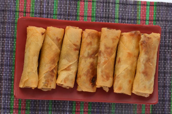 Lumpia Semarang Rollos Primavera Que Contienen Brotes Bambú Pollo Plato —  Fotos de Stock