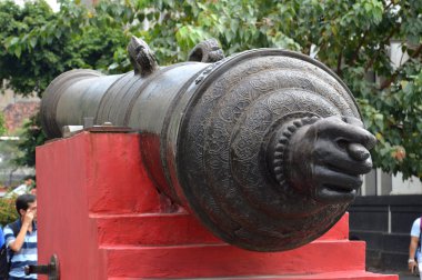 Jakarta, Endonezya-Ağustos, 20, 2016: kota Tua veya eski şehir Jakarta, Endonezya at Ancient Cannon