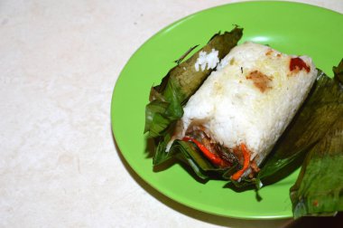 Nasi bakar ya da kavrulmuş pirinç tipik mutfak Jakarta