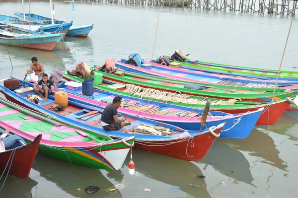 Tarakan Indonésie Srpna 2016 Dřevěný Rybářský Člun Tarakan Indonesia — Stock fotografie