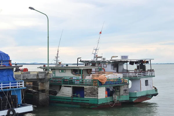 Tarakan Indonesia Febrero 2017 Actividades Carga Descarga Puerto Tengkayu Tarakan — Foto de Stock