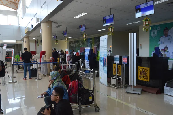 Tarakan Indonesia August 2016 Boarding Pass Counter Juwata International Airports — Stock Photo, Image