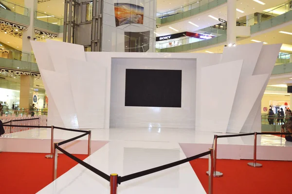 Jakarta Indonézia 2016 Augusztus Fehér Színpad Gandaria City Mall Jakartában — Stock Fotó