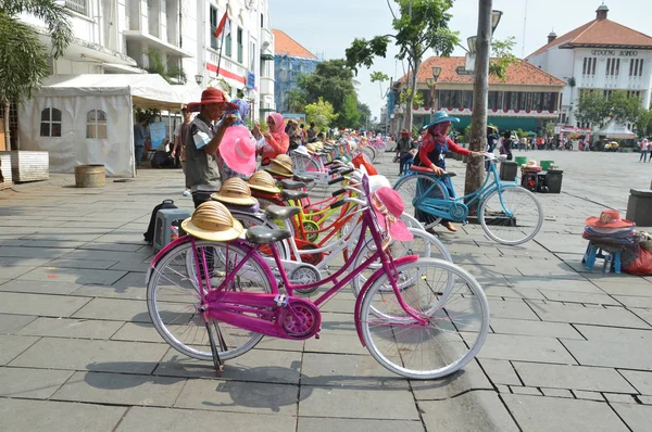 Dżakarta Indonezja Sierpień 2016 Kolorowa Wypożyczalnia Rowerów Kota Tua Lub — Zdjęcie stockowe