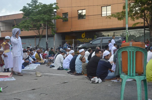 Tarakan Endonezya Haziran 2017 Müslüman Cemaati Bir Oruç Tuttuktan Sonra — Stok fotoğraf