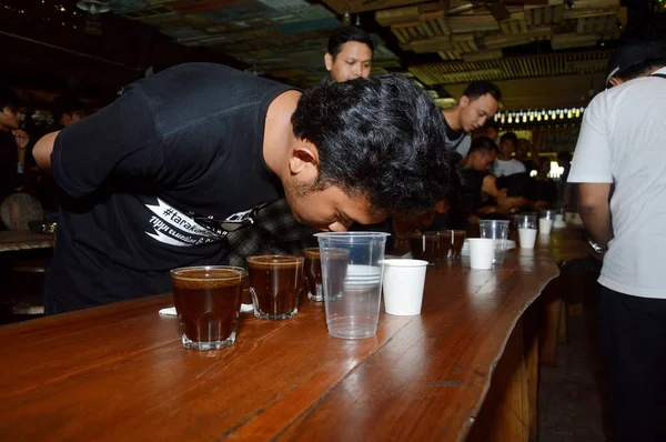 Tarakan Indonezja Lutego 2017 Malabar Mountain Coffee Borneo Cupping Trip — Zdjęcie stockowe