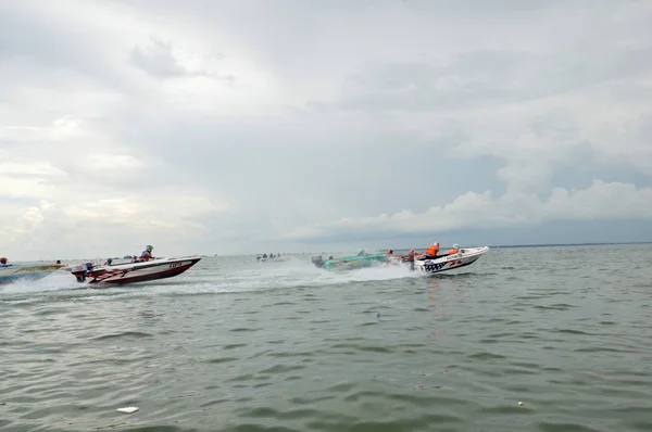 Tarakan Indonesia Noviembre 2016 Carrera Lanchas Rápidas Aguas Marinas Tarakan —  Fotos de Stock