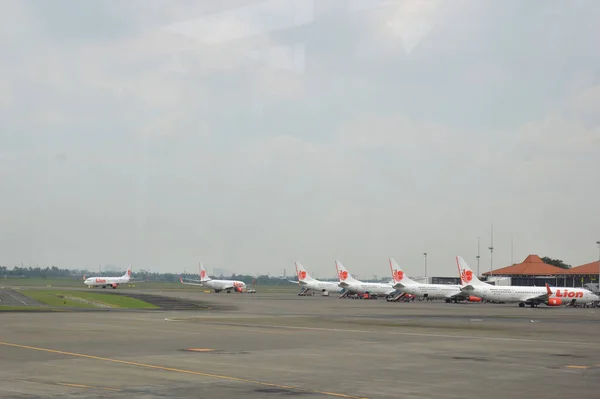 Jakarta Indonésie Srpna2016 Lví Letadla Dráze Letiště Soekarno Hatta Jakarta — Stock fotografie