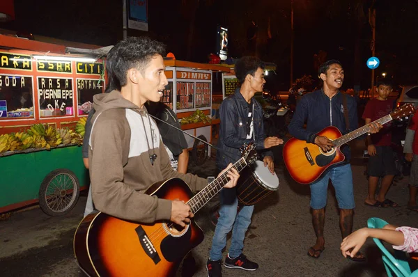 Makassar Indonésia Janeiro 2014 Artista Rua Makassar Indonesia — Fotografia de Stock