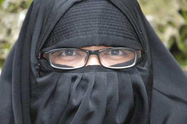 Makassar Indonesia 13Th January 2014 Portarit Muslim Women Veiled — Stok fotoğraf