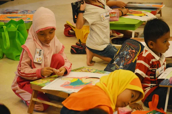 Tarakan Indonésia Maio 2016 Concurso Desenho Para Colorir — Fotografia de Stock