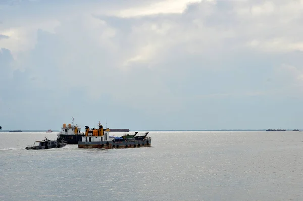 Tarakan Indonesia May 2016 Ships Anchored Waters Tengkayu Seaport Tarakan — ストック写真