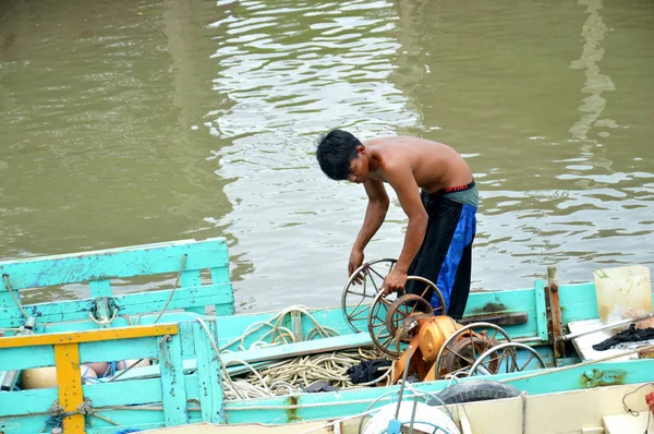 Tarakan Indonézia 2016 Március Halászok Halászfaluban Tarakan Város — Stock Fotó