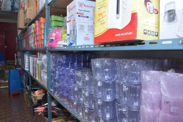 Tarakan Indonesien Februari 2016 Livsmedelsbutik Tarakan Som Säljer Livsmedelsprodukter Från — Stockfoto