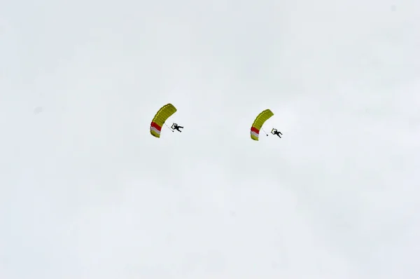 Tarakan Indonésie Avril 2017 Attraction Parachute Lors Cérémonie Ouverture Formation — Photo