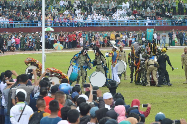 Tarakan Indonesia April 2017 Drumband Reviews Cadets Armed Forces Academy — стокове фото