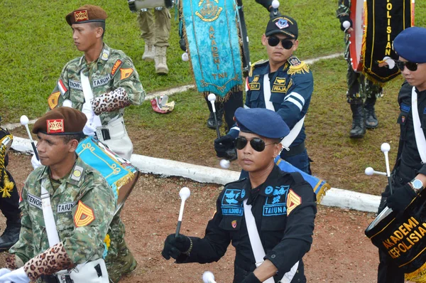 Tarakan Indonesien April 2017 Trumbandsframträdanden Kadetter Från Försvarsmaktens Akademi Och — Stockfoto