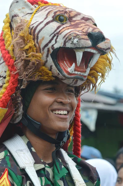 Tarakan Indonesia April 2017 Drumband Εμφανίσεις Από Cadets Της Ακαδημίας — Φωτογραφία Αρχείου