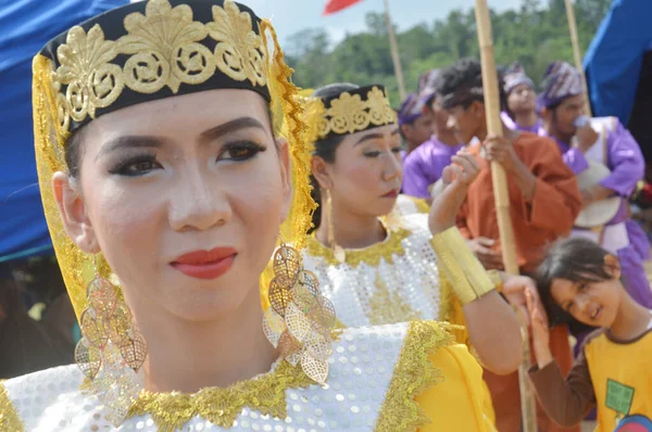 Tarakan Indonésia Dezembro 2017 Festival Iraw Tengkayu Amal Beach Tarakan — Fotografia de Stock