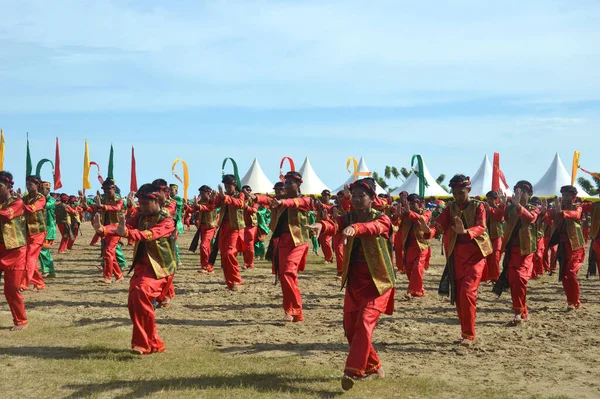 Tarakan Indonesia Dic 2017 Colosal Danza Del Iraw Tengkayu Festival — Foto de Stock