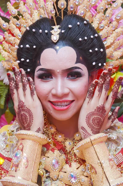 Tarakan Indonezja Marca 2016 Portret Pięknej Tradycyjnej Bugisnese Indonesian Wedding — Zdjęcie stockowe