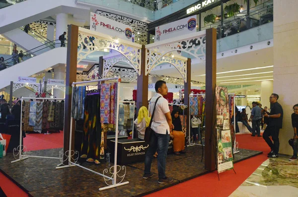 Jakarta Indonesien Augusti 2016 Tarakan Typisk Batik Utställning Fimela Fest — Stockfoto