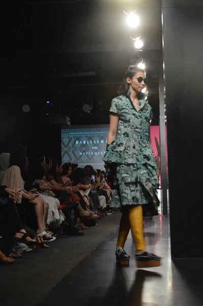 Jakarta Indonesia 21Th August 2016 Fashion Show Barli Asmara Nitiqbatik — Stok Foto